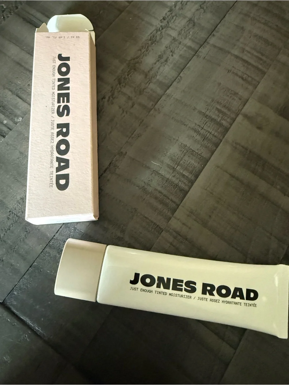 Jones Road Just Enough Tinted Moisturizer — Alabaster (Light Pink Beige)